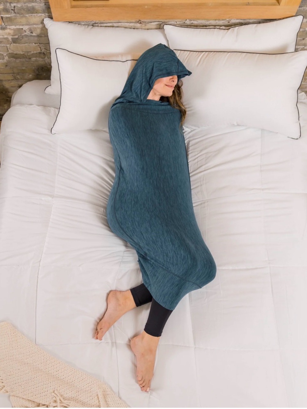 HugSleep NWOT Blue/Green Sleep Pod - size Tween